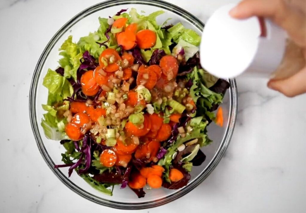 traditional side salad