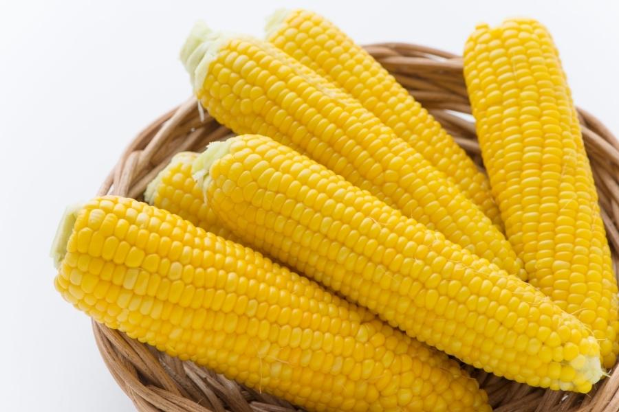13 Foods That Cause Inflammation 2 Corn